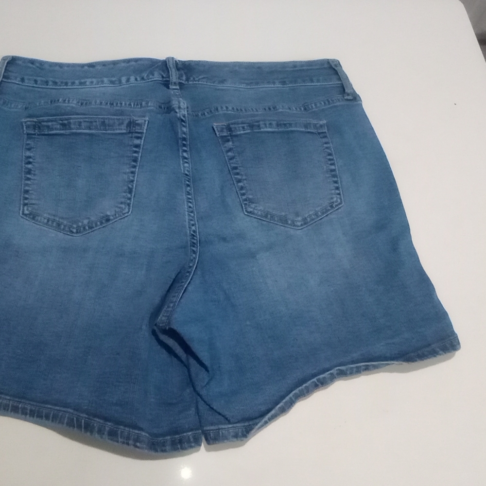 Torrid shorts - Picture 5 of 9